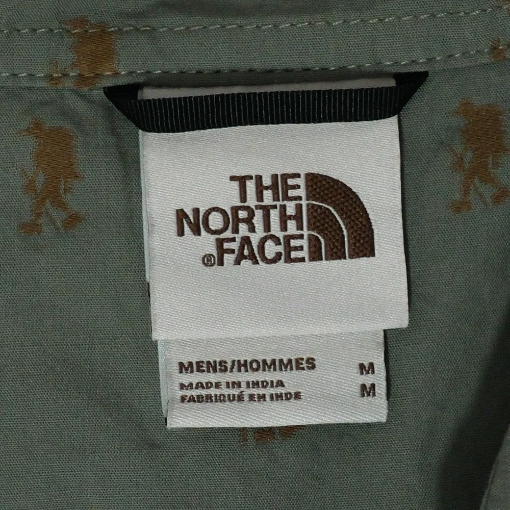 The North Face Shirt Mens Medium Green Short Sleeve Button All Over Print